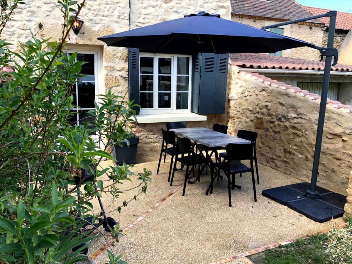 Hotel Le Trefle A Quatre Feuilles Siorac-en-Périgord Exterior foto