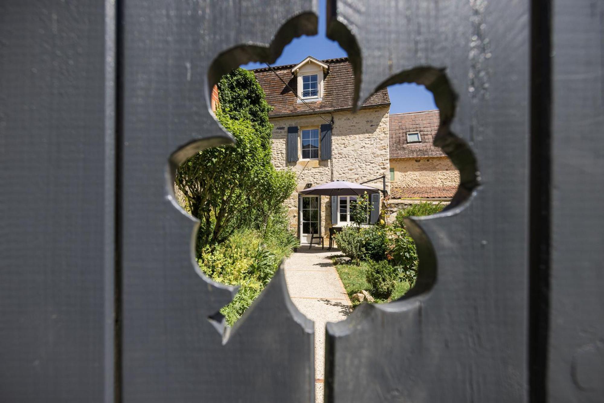Hotel Le Trefle A Quatre Feuilles Siorac-en-Périgord Exterior foto